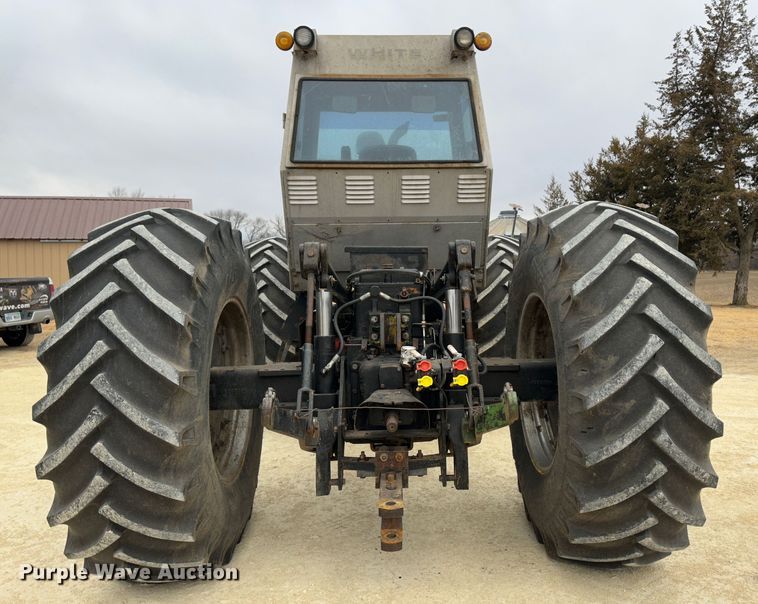 image for item JD9626 1976 White 4-150 Field Boss  4WD tractor