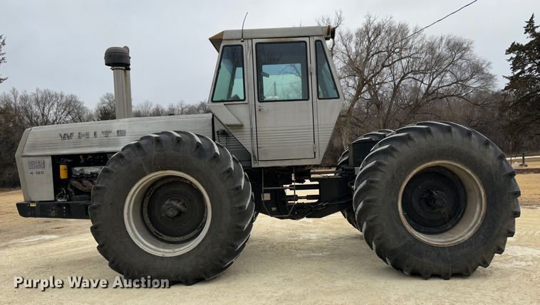 image for item JD9626 1976 White 4-150 Field Boss  4WD tractor