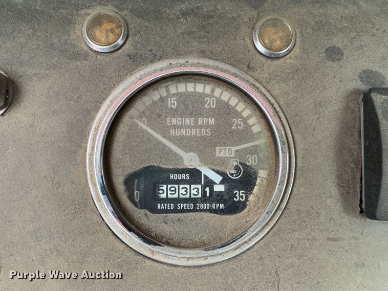 image for item JD9626 1976 White 4-150 Field Boss  4WD tractor