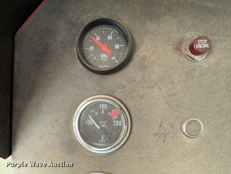 image for item JD9626 1976 White 4-150 Field Boss  4WD tractor