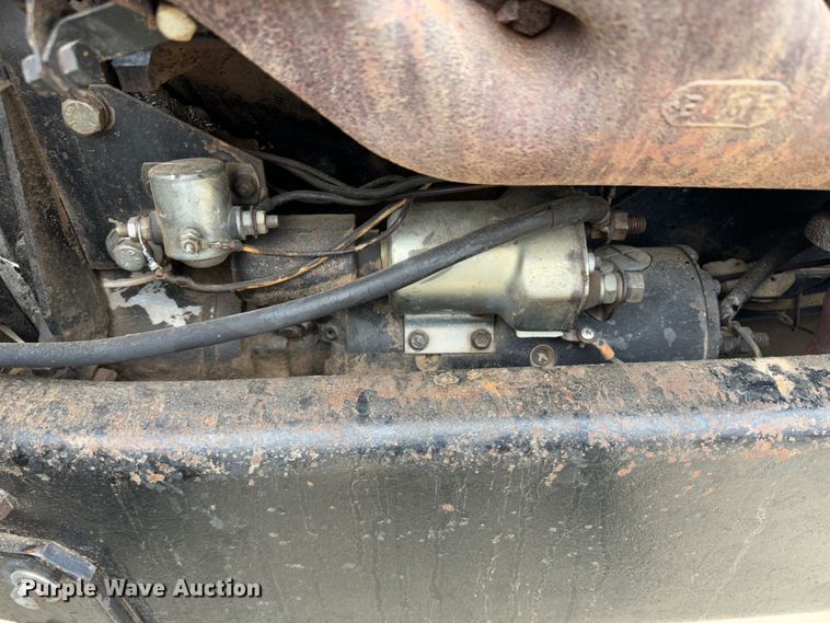 image for item JD9626 1976 White 4-150 Field Boss  4WD tractor