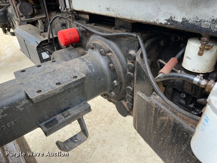 image for item JD9626 1976 White 4-150 Field Boss  4WD tractor