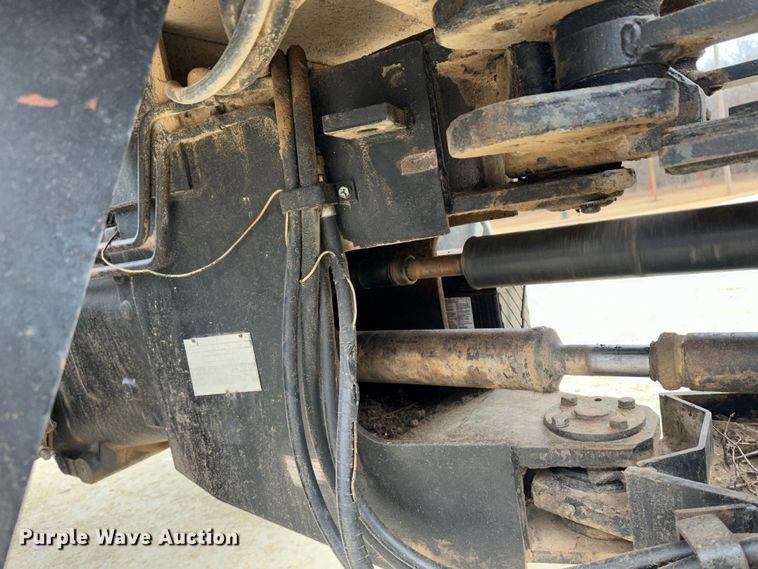 image for item JD9626 1976 White 4-150 Field Boss  4WD tractor