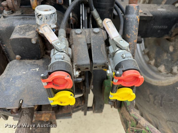 image for item JD9626 1976 White 4-150 Field Boss  4WD tractor