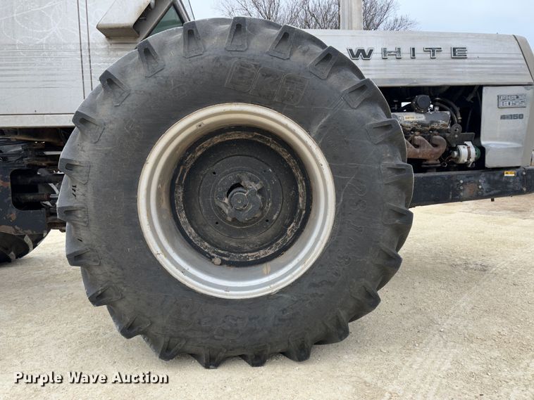 image for item JD9626 1976 White 4-150 Field Boss  4WD tractor