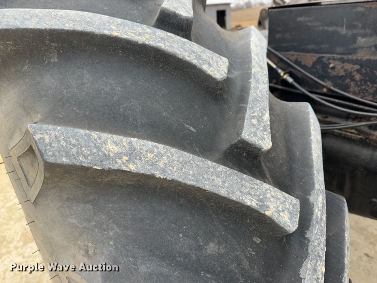 image for item JD9626 1976 White 4-150 Field Boss  4WD tractor