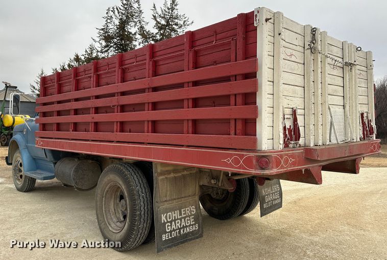 image for item JD9627 1967 Chevrolet C50  grain truck