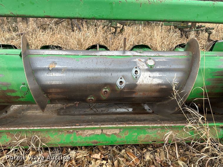 image for item JD9628 John Deere 653A  all-crop head