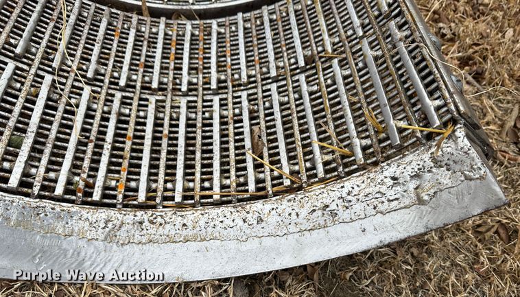 image for item JD9629 1980 International 1460  combine