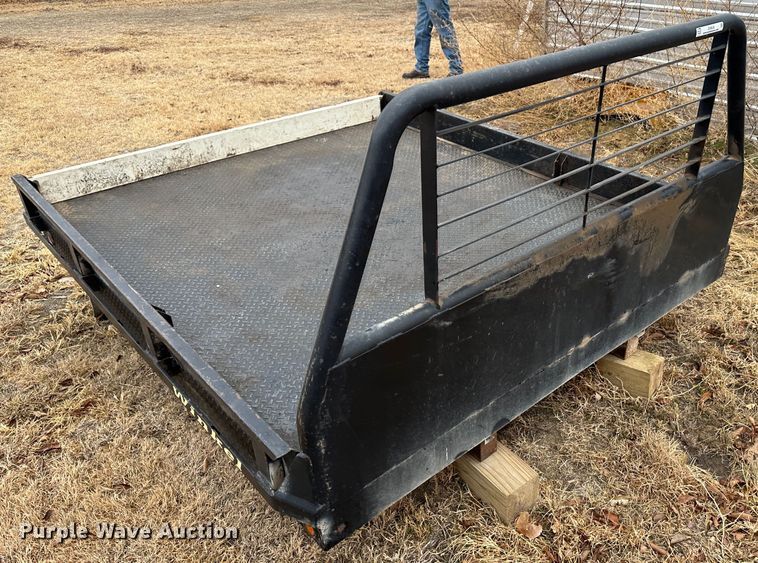 image for item JD9630 Winkel  flat bed