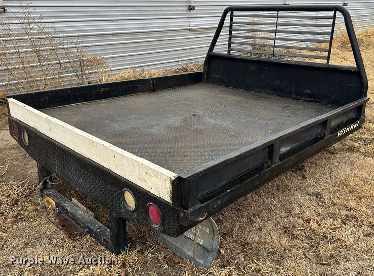 image for item JD9630 Winkel  flat bed