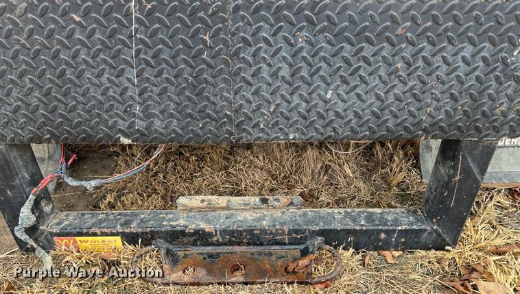 image for item JD9630 Winkel  flat bed