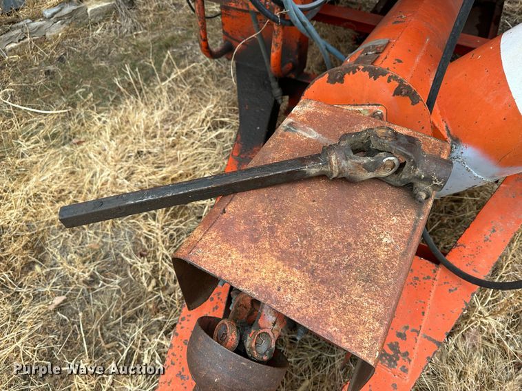 image for item JD9631 UFT  grain cart