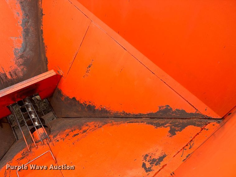 image for item JD9631 UFT  grain cart