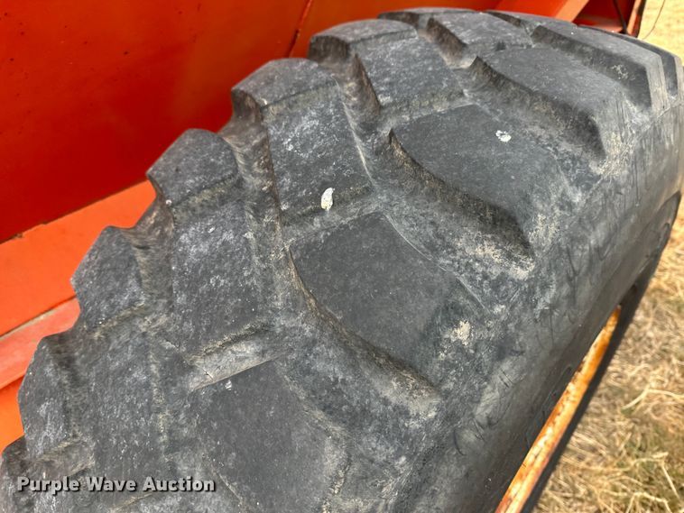 image for item JD9631 UFT  grain cart