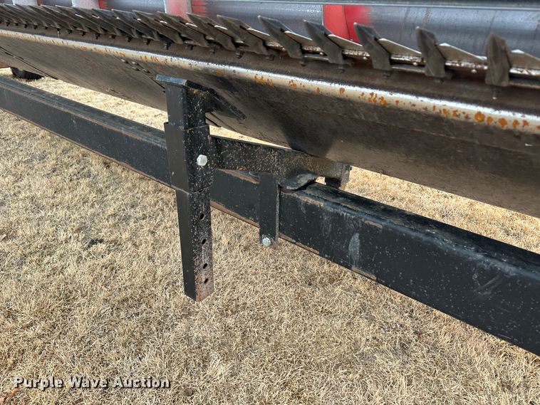 image for item JD9632 International 810-24  rigid head