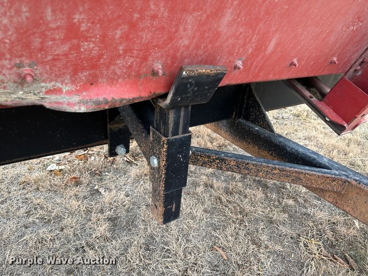 image for item JD9632 International 810-24  rigid head