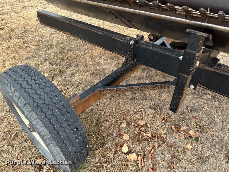 image for item JD9632 International 810-24  rigid head