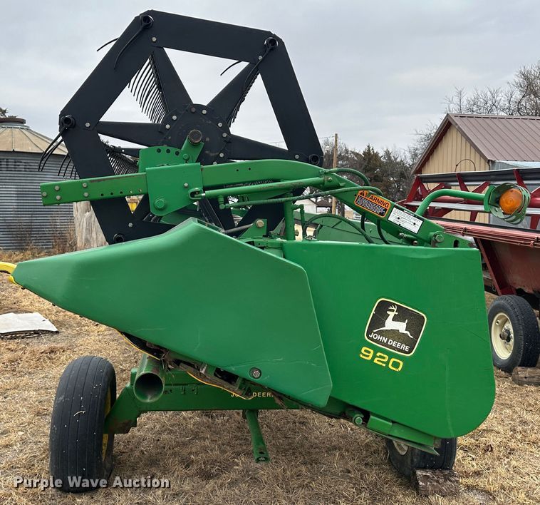 image for item JD9633 John Deere 920  rigid head