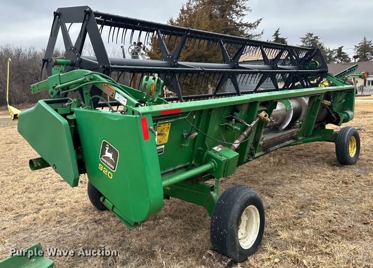 image for item JD9633 John Deere 920  rigid head