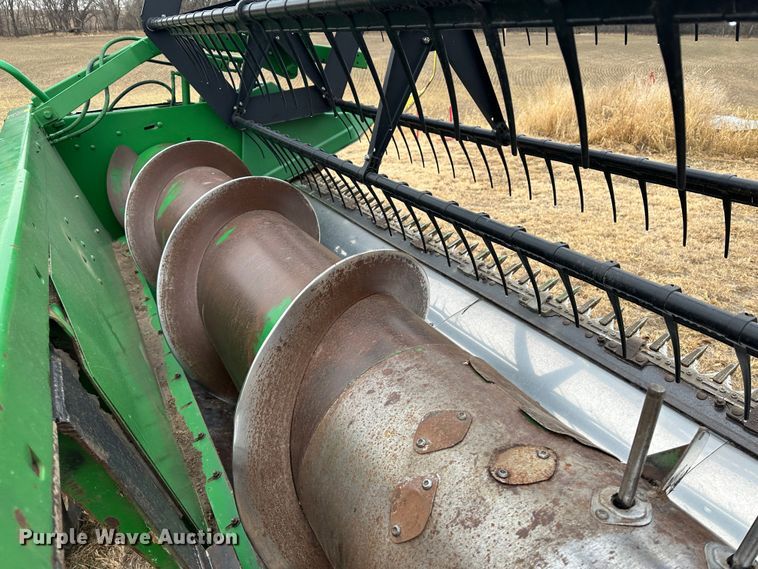 image for item JD9633 John Deere 920  rigid head