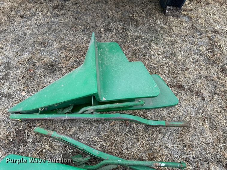 image for item JD9633 John Deere 920  rigid head