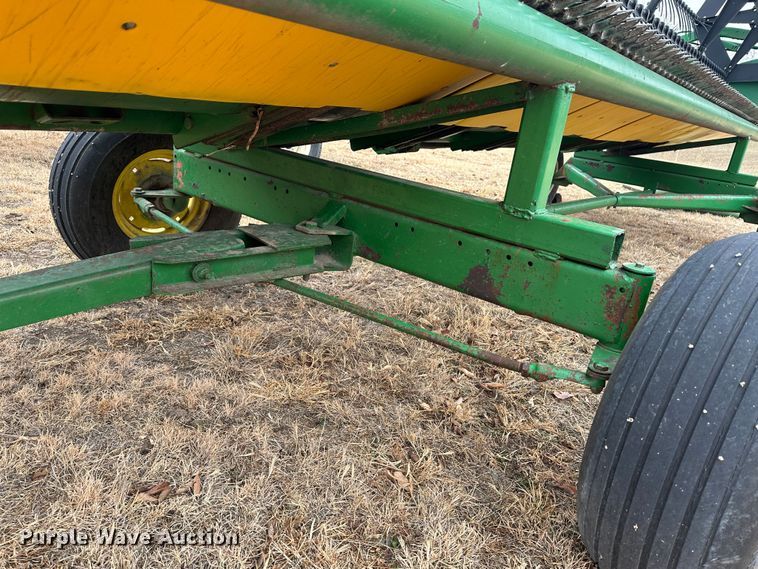 image for item JD9633 John Deere 920  rigid head