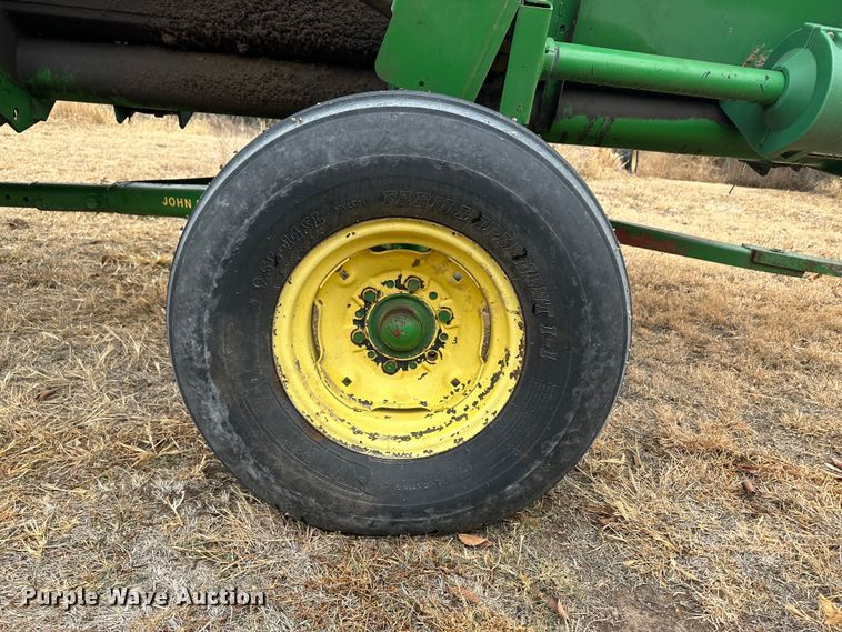 image for item JD9633 John Deere 920  rigid head