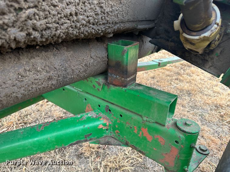 image for item JD9633 John Deere 920  rigid head