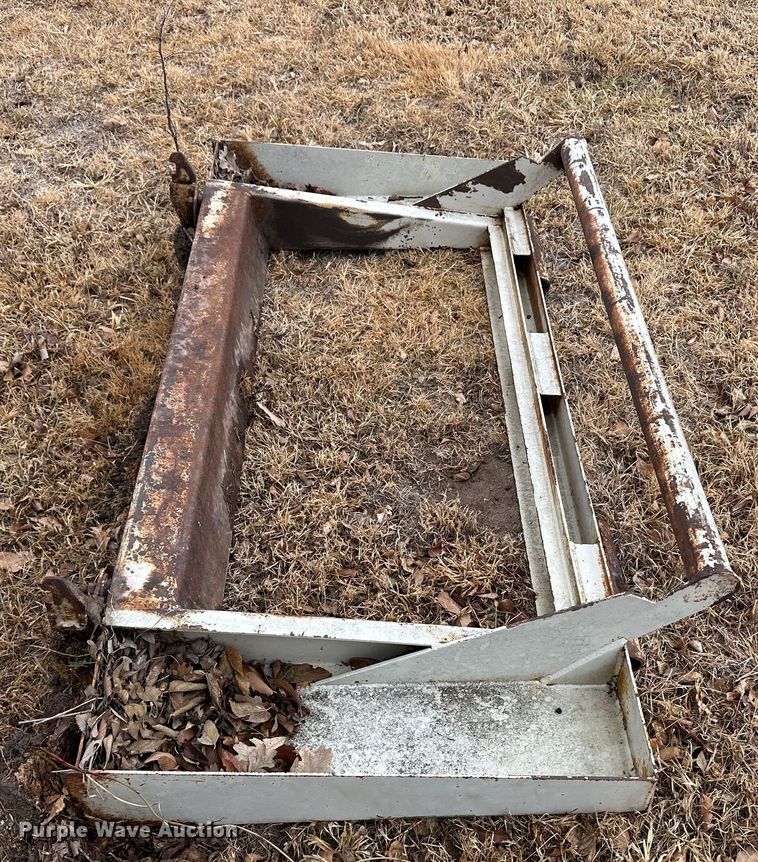 image for item JD9637 Head adapter