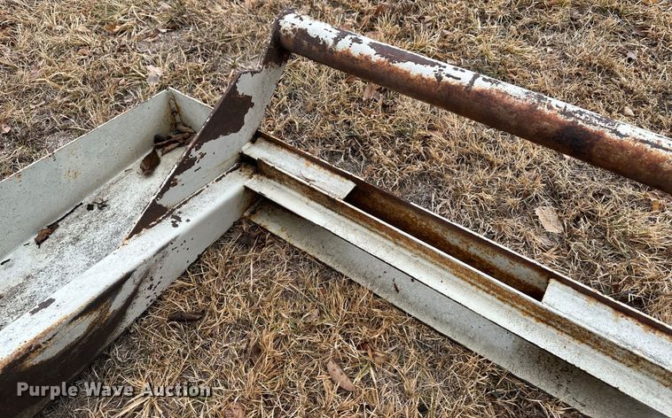 image for item JD9637 Head adapter