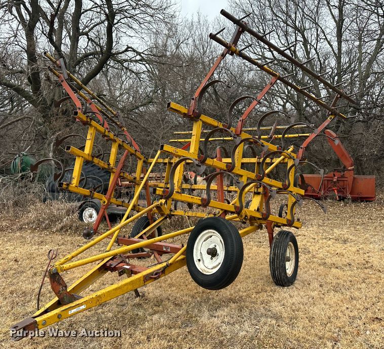 image for item JD9638 field cultivator