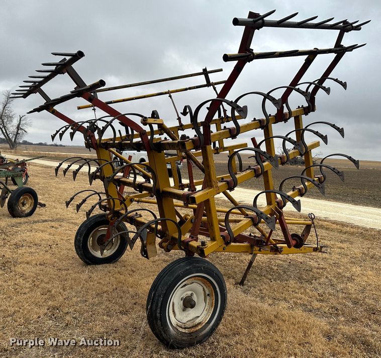 image for item JD9638 field cultivator