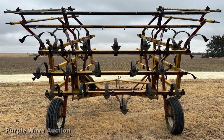 image for item JD9638 field cultivator