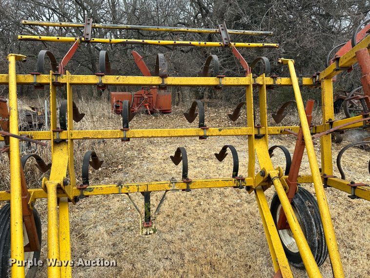 image for item JD9638 field cultivator