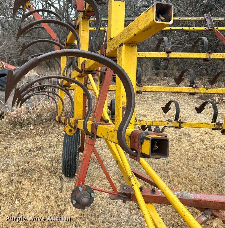 image for item JD9638 field cultivator