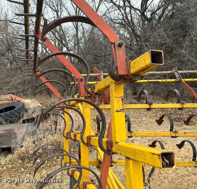 image for item JD9638 field cultivator