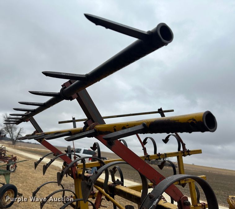 image for item JD9638 field cultivator