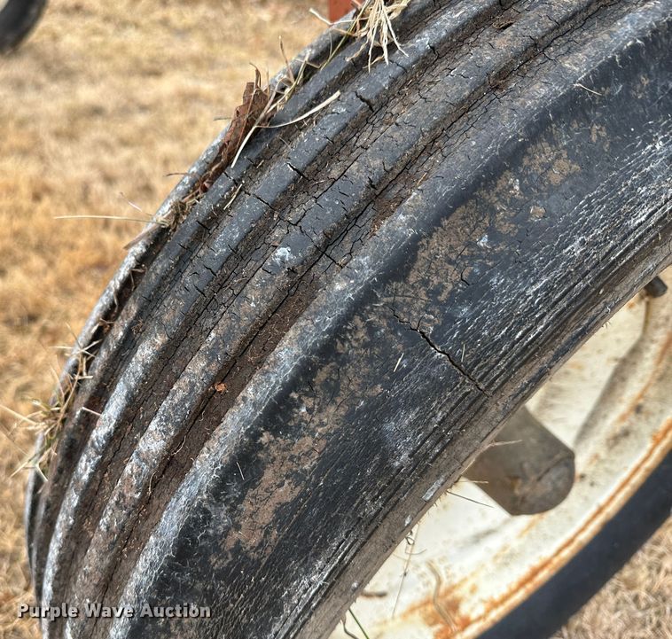 image for item JD9638 field cultivator