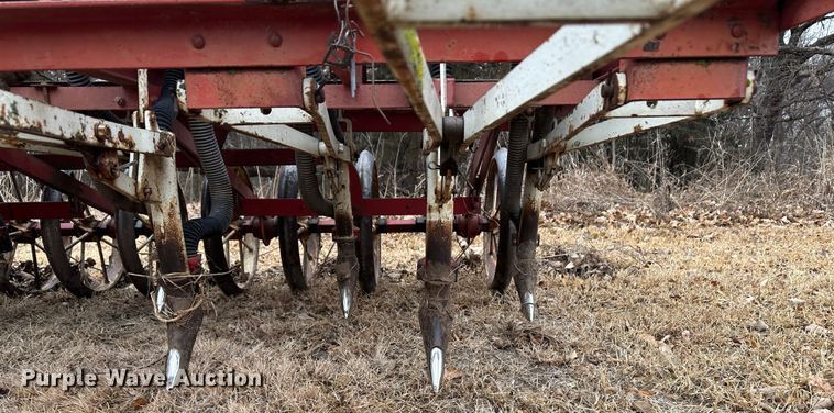 image for item JD9641 International 150  grain drill