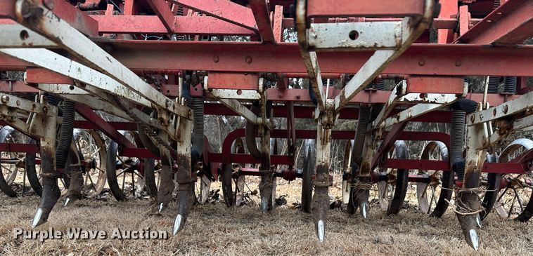 image for item JD9641 International 150  grain drill