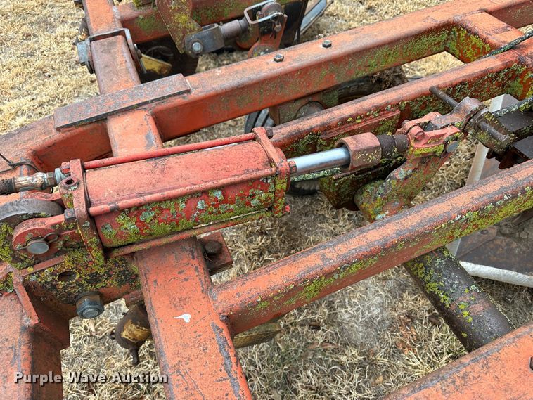 image for item JD9642 Sunflower H-14  sweep plow