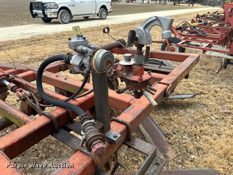 image for item JD9642 Sunflower H-14  sweep plow