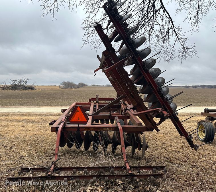 image for item JD9643 Sunflower  disk