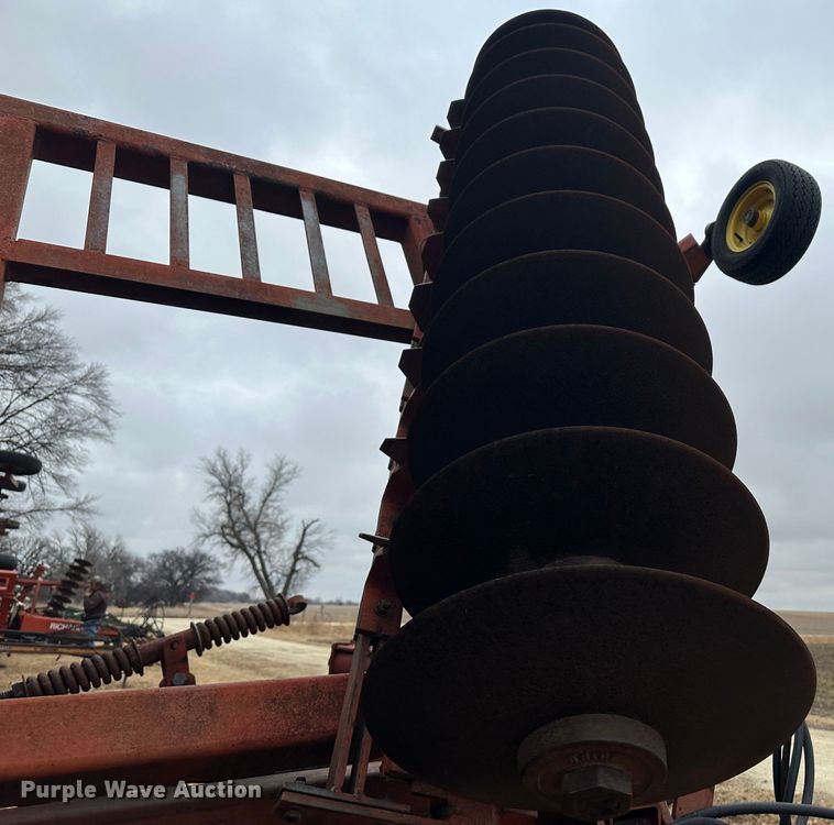 image for item JD9643 Sunflower  disk