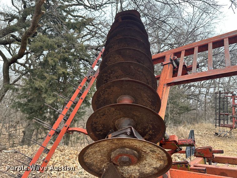 image for item JD9643 Sunflower  disk