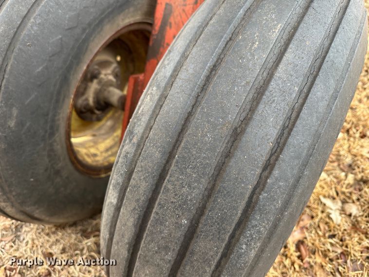 image for item JD9643 Sunflower  disk