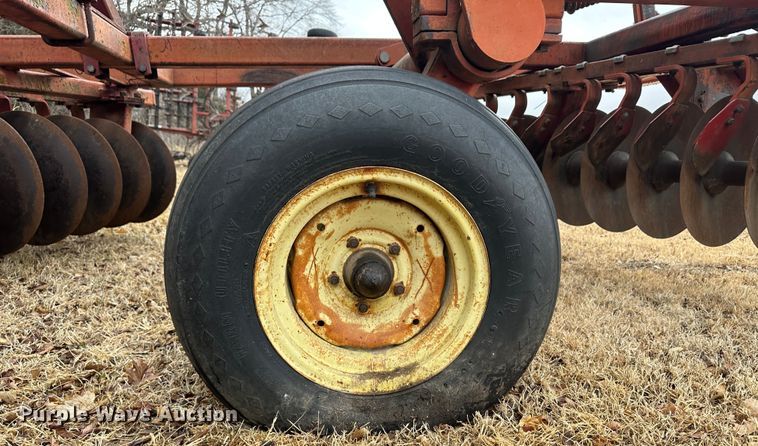 image for item JD9643 Sunflower  disk