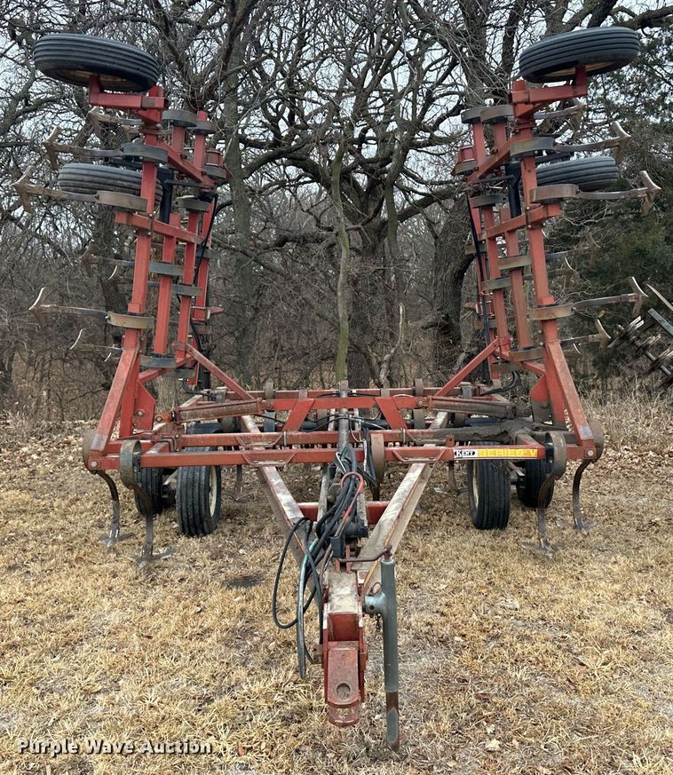 image for item JD9645 Kent Series V  field cultivator
