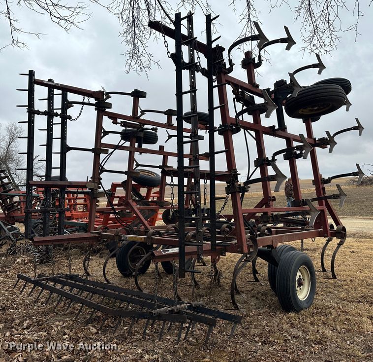 image for item JD9645 Kent Series V  field cultivator